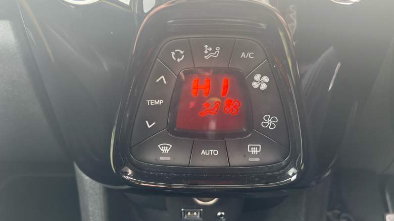 Peugeot 108 1.0 72 Collection 5dr Petrol Hatchback